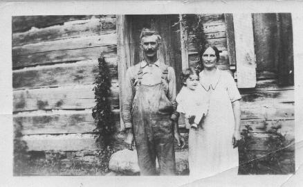 Landon and Fannie Weddington and baby Nora, my maternal Great Grandparents & G-Aunt